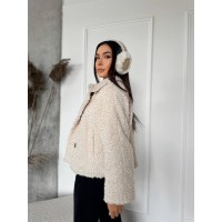 Жіноча коротка шуба з букле молочного кольору 29806