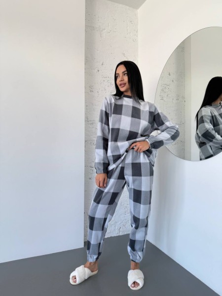 Жіночій теплий костюм для дому в клітку графiтового кольору 29816