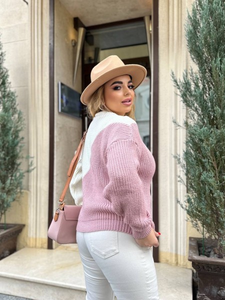 В'язаний жіночий светр рожевого кольору 29899