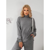 Жіночий в'язаний костюм сiрого кольору 29952