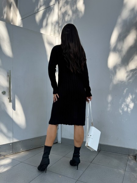 В'язана напіввовняна сукня чорного кольору 29962