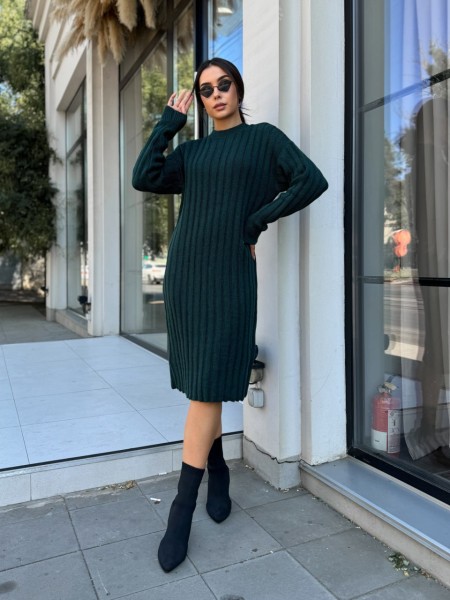 В'язана напіввовняна сукня зеленого кольору 29964