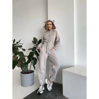 Теплый женский комбинезон с ушками бежевого цвета 29991