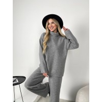 Жіночий ангоровий костюм сiрого кольору 30027