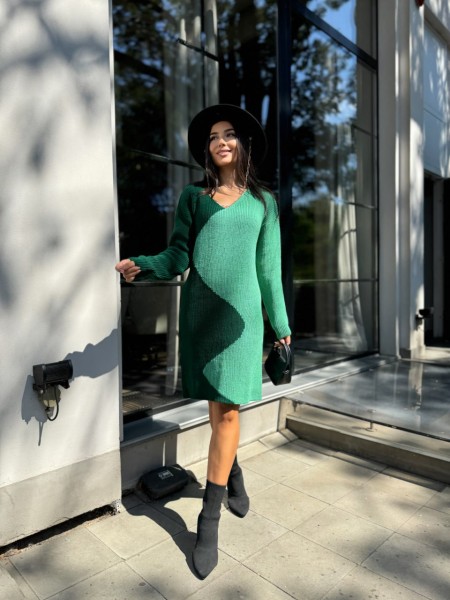 В'язана сукня до колін зеленого кольору 30069