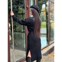 Теплое платье с поясом черного цвета 30081