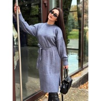 Теплое платье с поясом серого цвета 30084