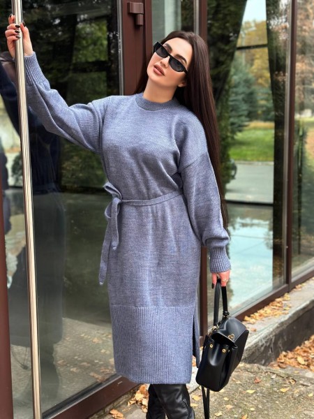 Тепла сукня з поясом сiрого кольору 30084
