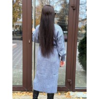 Теплое платье с поясом серого цвета 30084