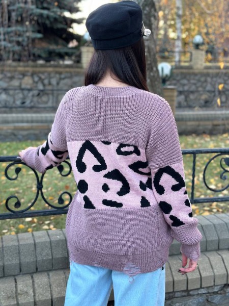 Об'ємний жіночий светр-туніка пудрового кольору 30088