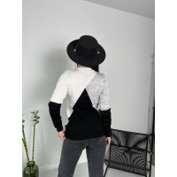 Жіночий вовняний светр молочно-чорного кольору 30175