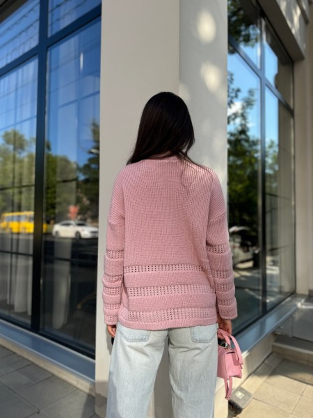 Жіночий базовий светр рожевого кольору 30179