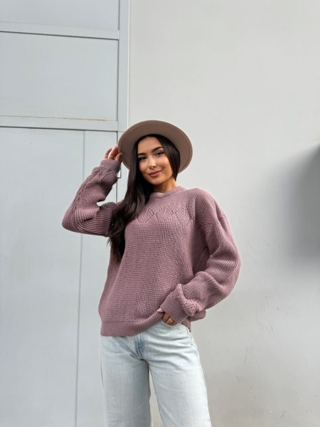 Класичний жіночий светр пудрового кольору 30186