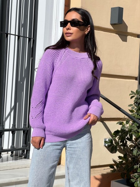 Жіночий однотонний светр бузкового кольору 30199