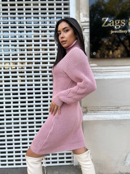 В'язана сукня зі стійкою пудрового кольору 30203