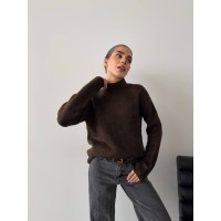 Женский теплый свитер без шва коричневого цвета 30256