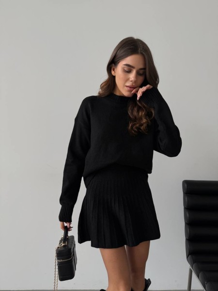 Женский теплый костюм 2-ка с юбкой черного цвета 30260