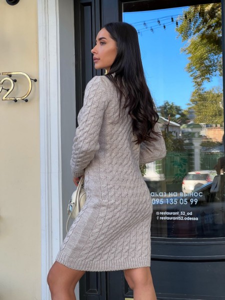 Вязаное платье бежевого цвета 30287