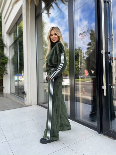 Женский велюровый костюм на змейке цвета хаки 30317