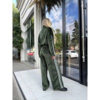 Жіночий велюровий костюм на змійці кольору хакi 30317