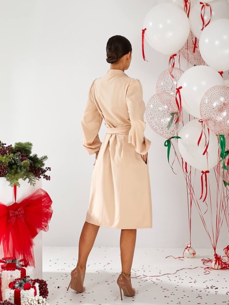 Классическое платье миди на пуговицах бежевого цвета 30338