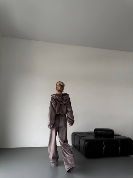 Женский теплый велюровый костюм пудрового цвета 30401