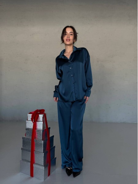 Женский шелковый костюм синего цвета 30410