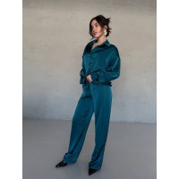 Жіночий шовковий костюм смарагдового кольору 30411