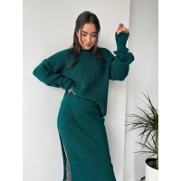 Жіночий теплий костюм зі спідницею смарагдового кольору 30418