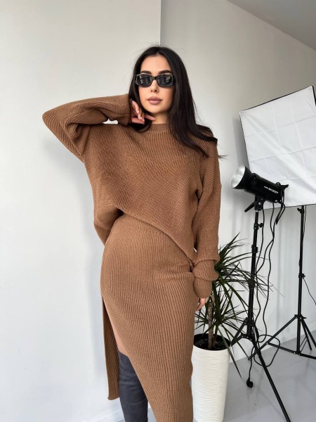 Женский теплый костюм с юбкой кофейного цвета 30421