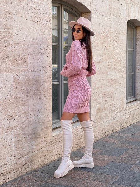 Женский вязаный костюм с юбкой розового цвета 30425