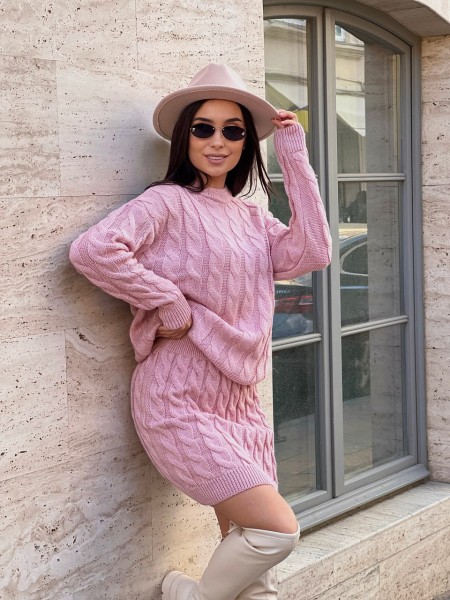 Женский вязаный костюм с юбкой розового цвета 30425