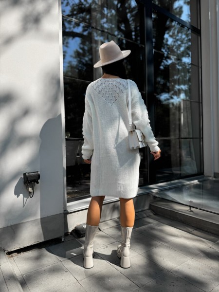 Вязаное платье миди молочного цвета 30462