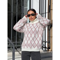 Женский свитер с горловиной молочного цвета 30484