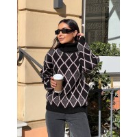 Жіночий светр із горловиною чорного кольору 30485