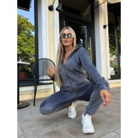 Жіночий велюровий костюм графiтового кольору 30506 МО