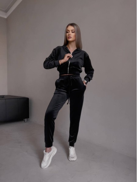 Женский велюровый костюм черного цвета 30575