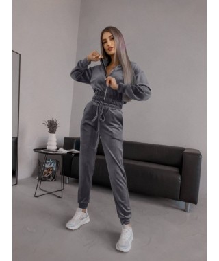 Жіночий велюровий костюм сiрого кольору 30576