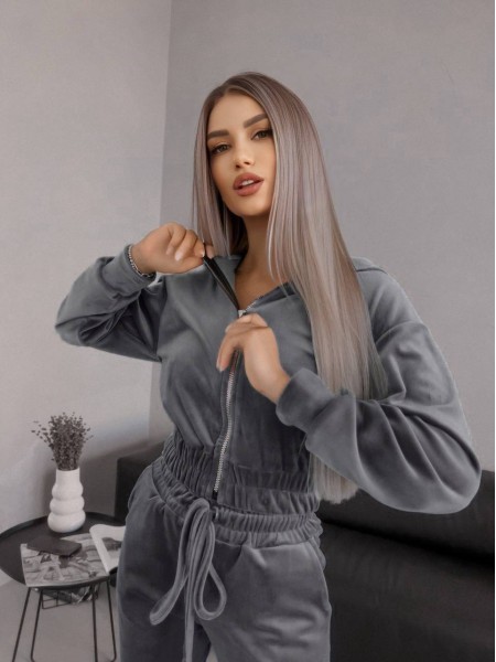 Женский велюровый костюм серого цвета 30576