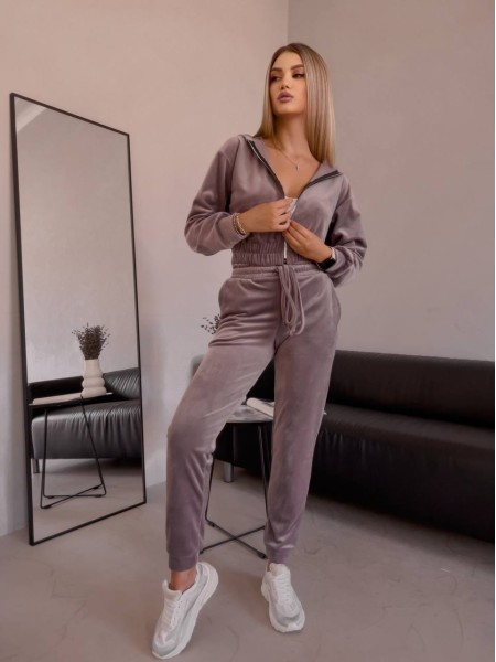 Женский велюровый костюм кофейного цвета 30577