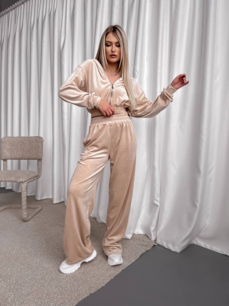 Женский велюровый костюм+топ бежевого цвета 30601