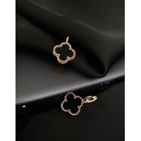 Сережки "Клевер" англійський замок золотого кольору 30609