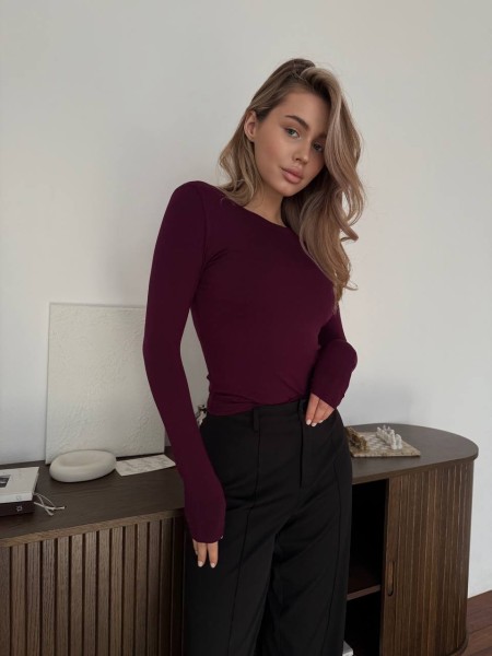 Жіночий легкий лонгслів бордового кольору 30647