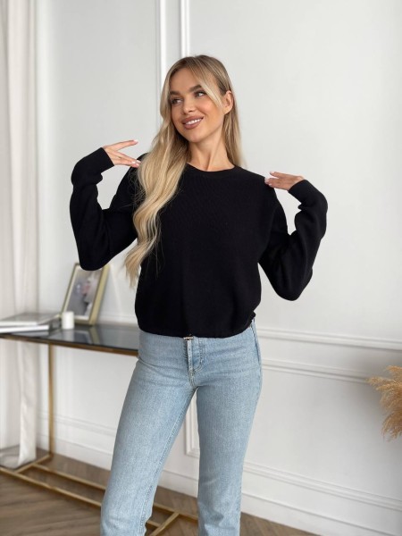 Жіночий светр на затяжках черного кольору 30663