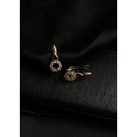 Сережки з камінням золотого кольору 30702