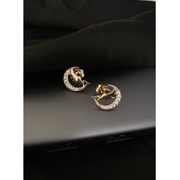 Серьги с ангелочком английский замок золотого цвета 30722