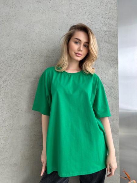 Базова жіноча футболка зеленого кольору 30731