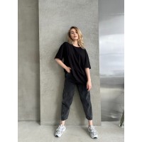 Базова жіноча футболка чорного кольору 30733