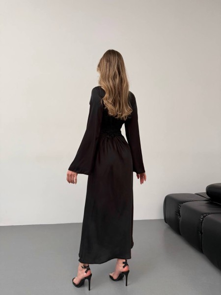 Легка шовкова сукня міді чорного кольору 30781