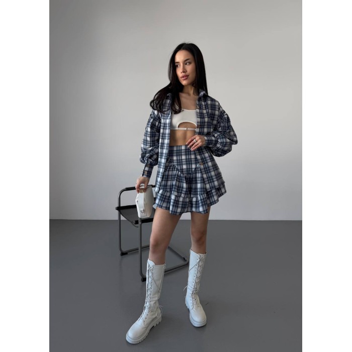Женский костюм с юбкой в клетку синего цвета 30784